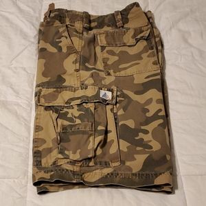 Mens wonderwall camo cargo shorts size 36